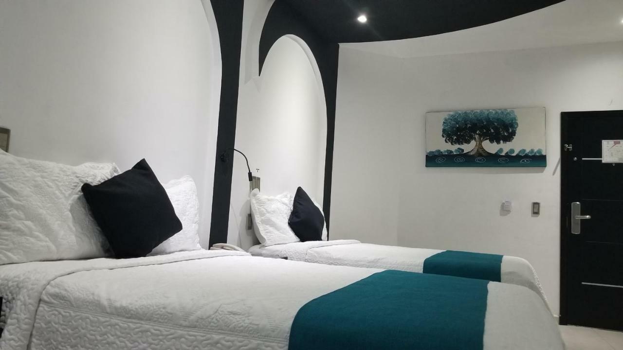 Hotel Dluxe سان خوان دي لوس لاغوس المظهر الخارجي الصورة