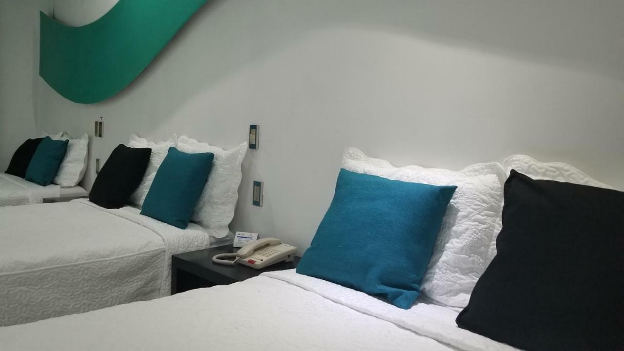 Hotel Dluxe سان خوان دي لوس لاغوس المظهر الخارجي الصورة