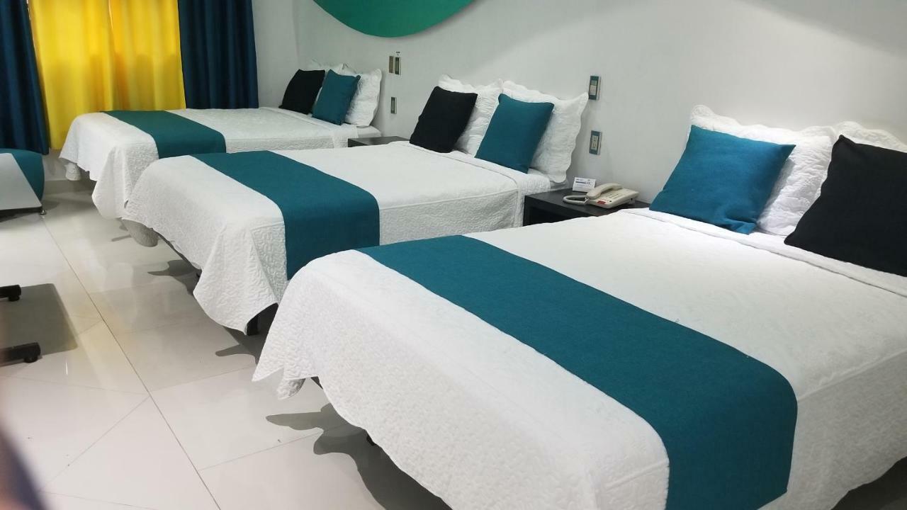 Hotel Dluxe سان خوان دي لوس لاغوس المظهر الخارجي الصورة