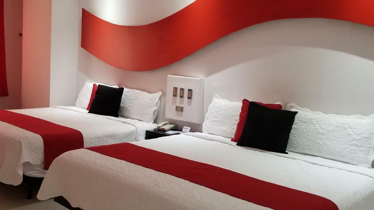 Hotel Dluxe سان خوان دي لوس لاغوس المظهر الخارجي الصورة